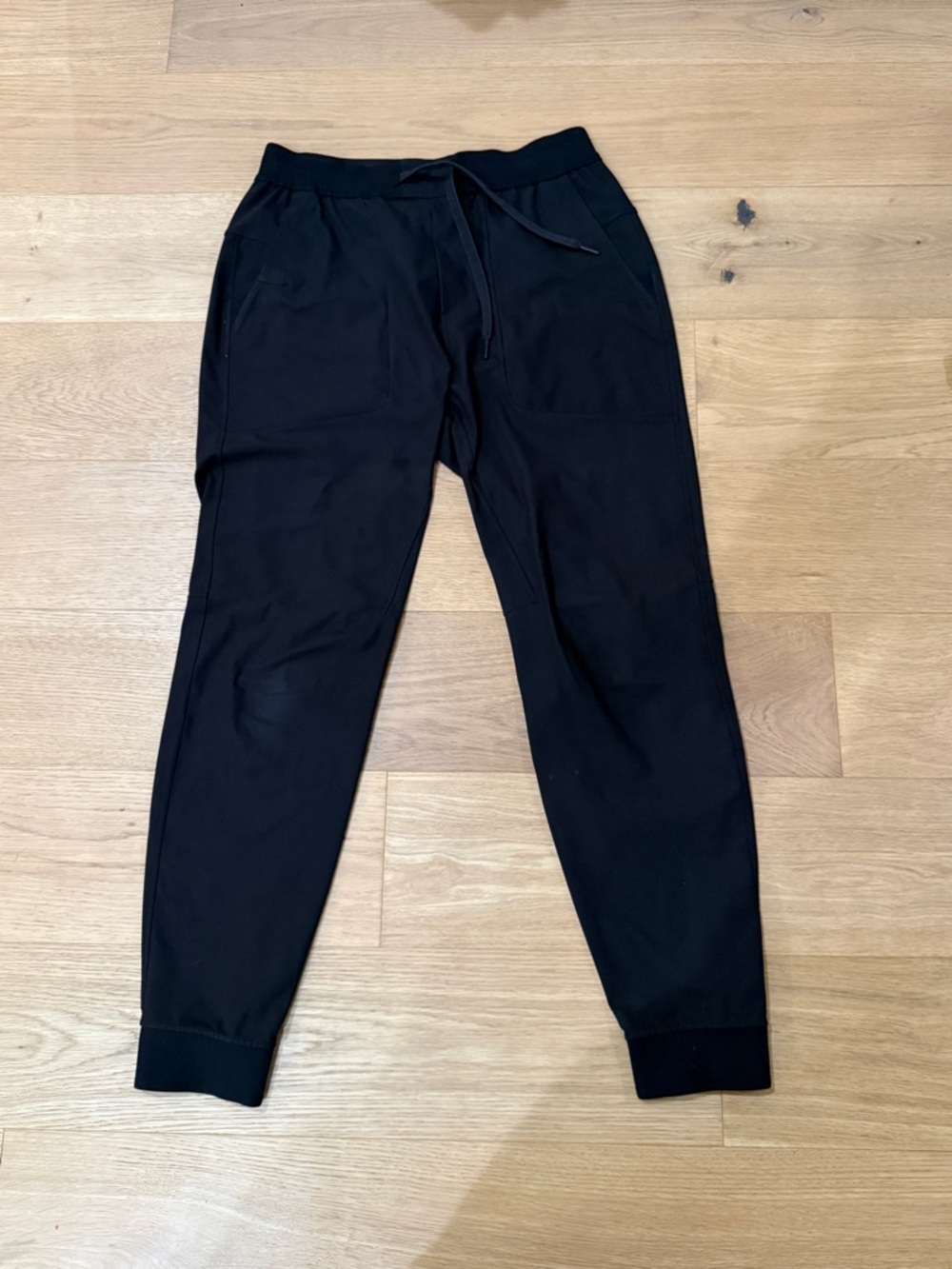 lululemon athletica Black Mid-Rise Active Shorts